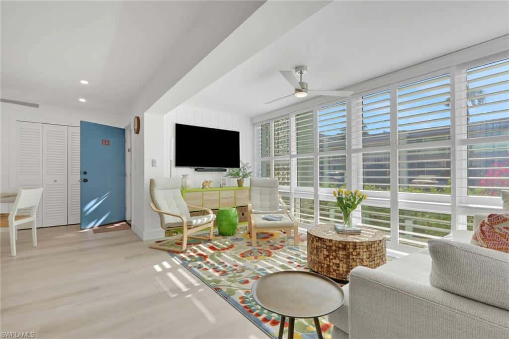 2100 Gulf Shore Blvd #113, Naples, photo 9