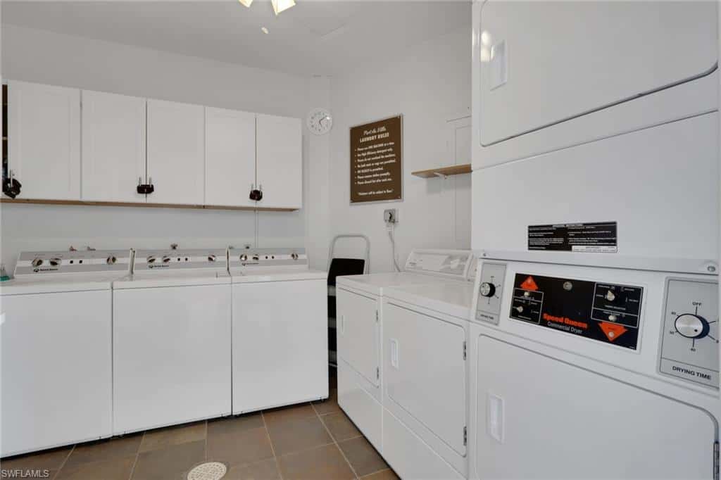 2100 Gulf Shore Blvd #113, Naples, photo 30