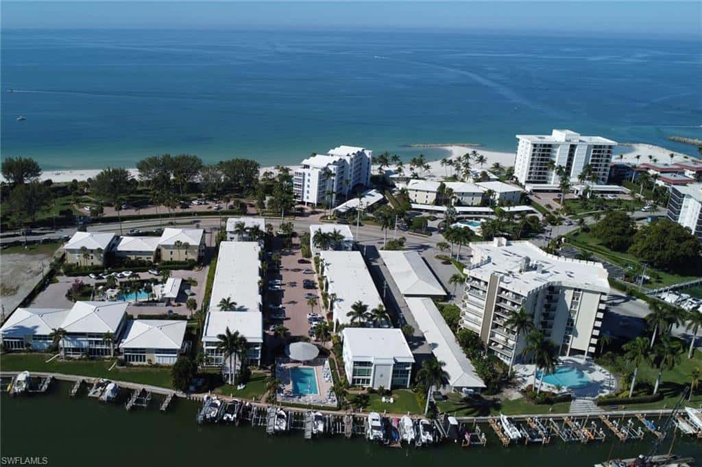 2100 Gulf Shore Blvd #113, Naples, photo 48