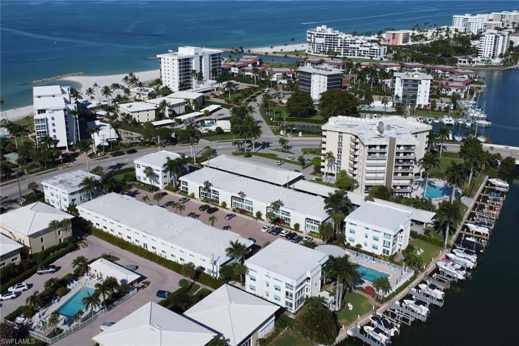 2100 Gulf Shore Blvd #113, Naples, photo 44