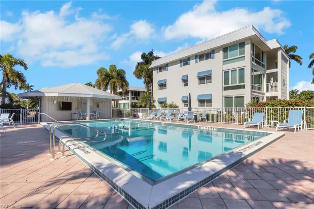 2100 Gulf Shore Blvd #113, Naples, photo 25