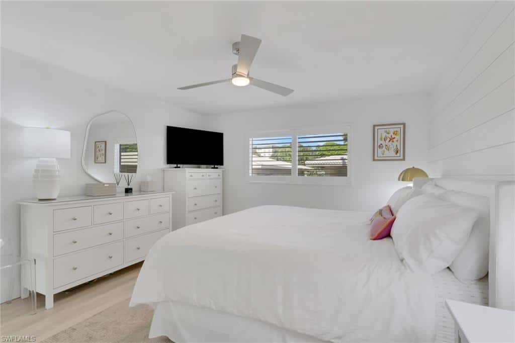 2100 Gulf Shore Blvd #113, Naples, photo 21