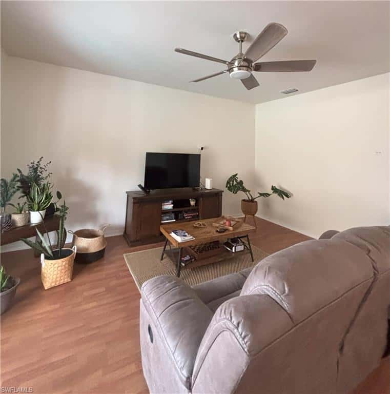 8042 Silver Birch Way, Lehigh Acres, photo 11