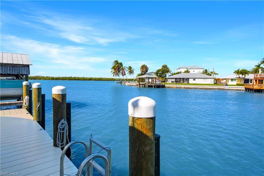 190 Tahiti Cir, Naples, photo 24