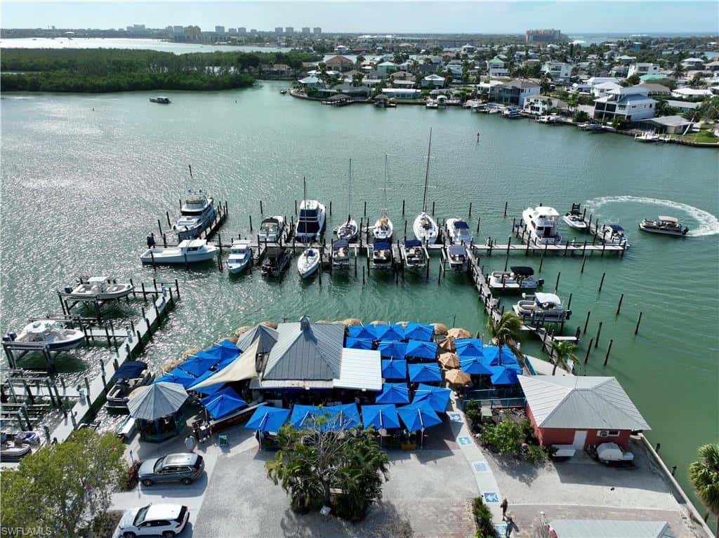 190 Tahiti Cir, Naples, photo 30