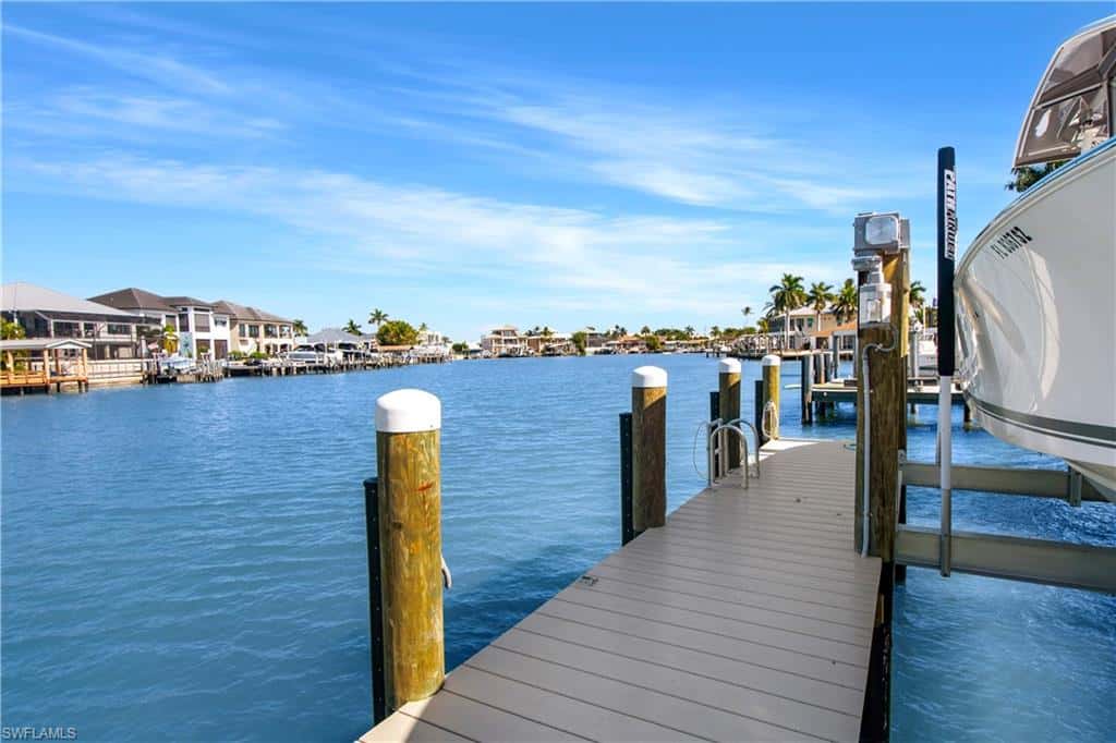 190 Tahiti Cir, Naples, photo 25