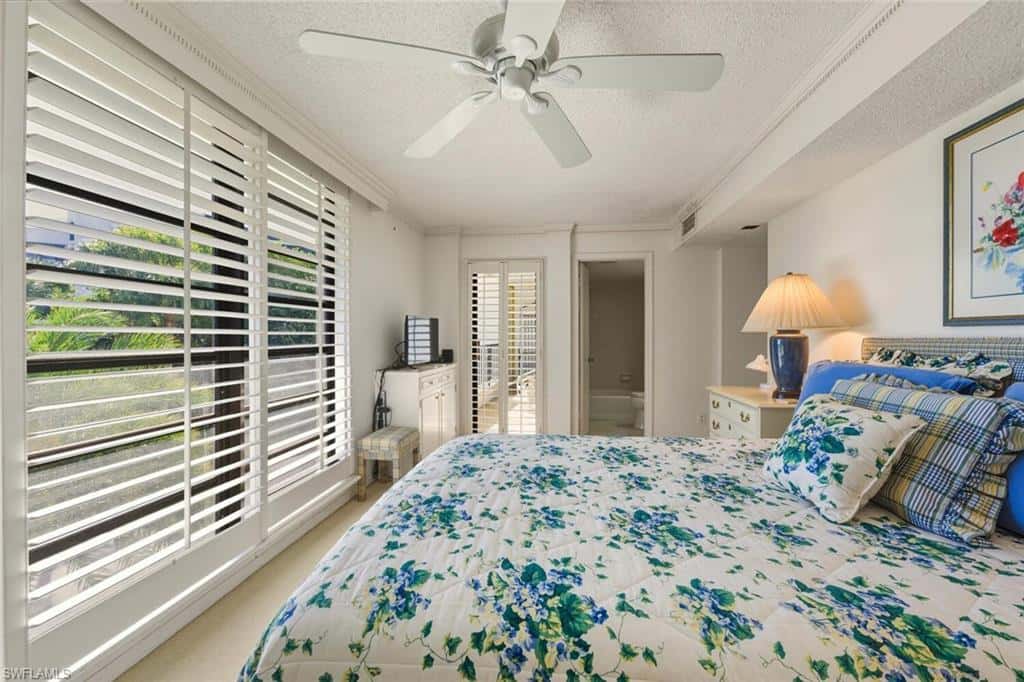 2378 Gulf Shore Blvd #303, Naples, photo 21
