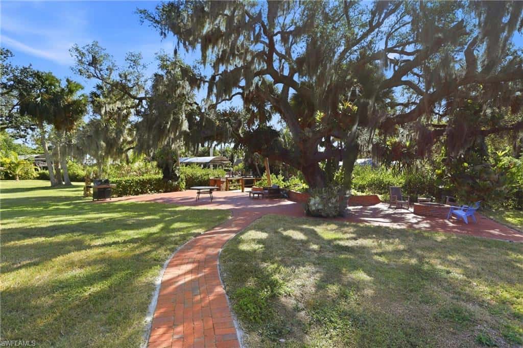 74 Aqua Ln, North Fort Myers, photo 42