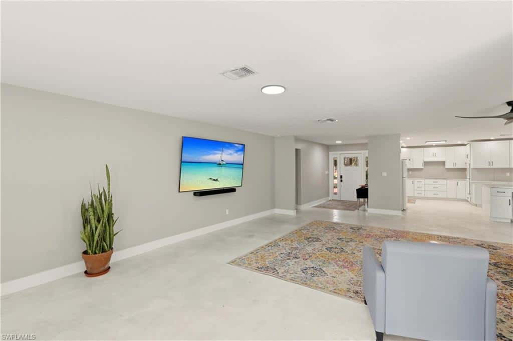 74 Aqua Ln, North Fort Myers, photo 13