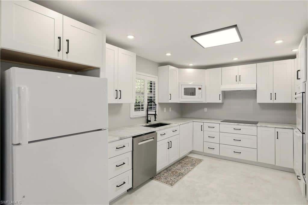 74 Aqua Ln, North Fort Myers, photo 17