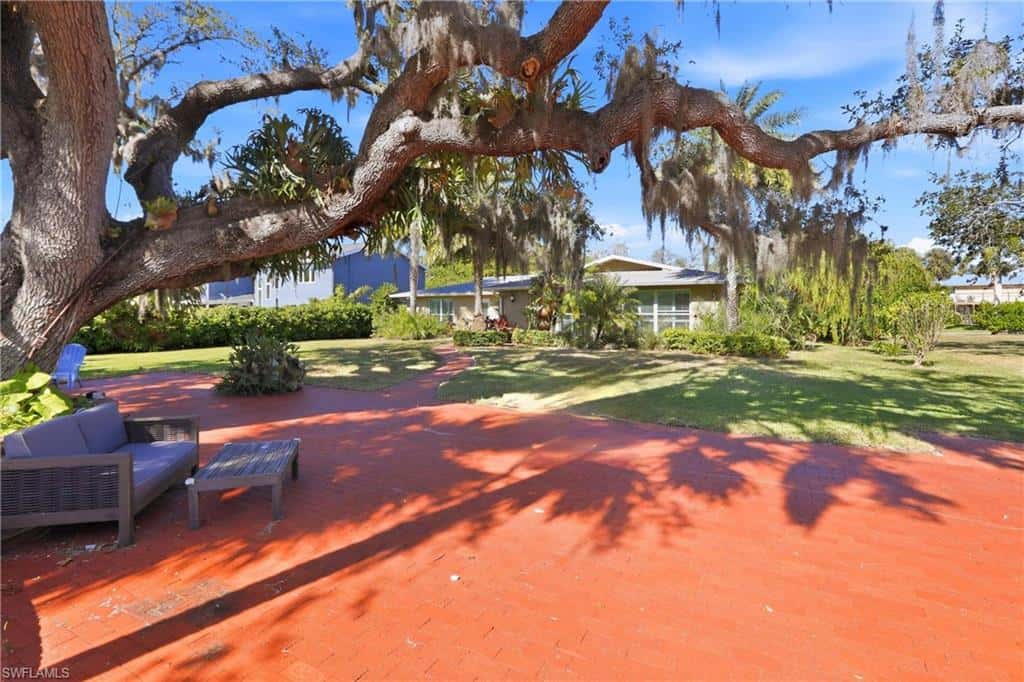 74 Aqua Ln, North Fort Myers, photo 47