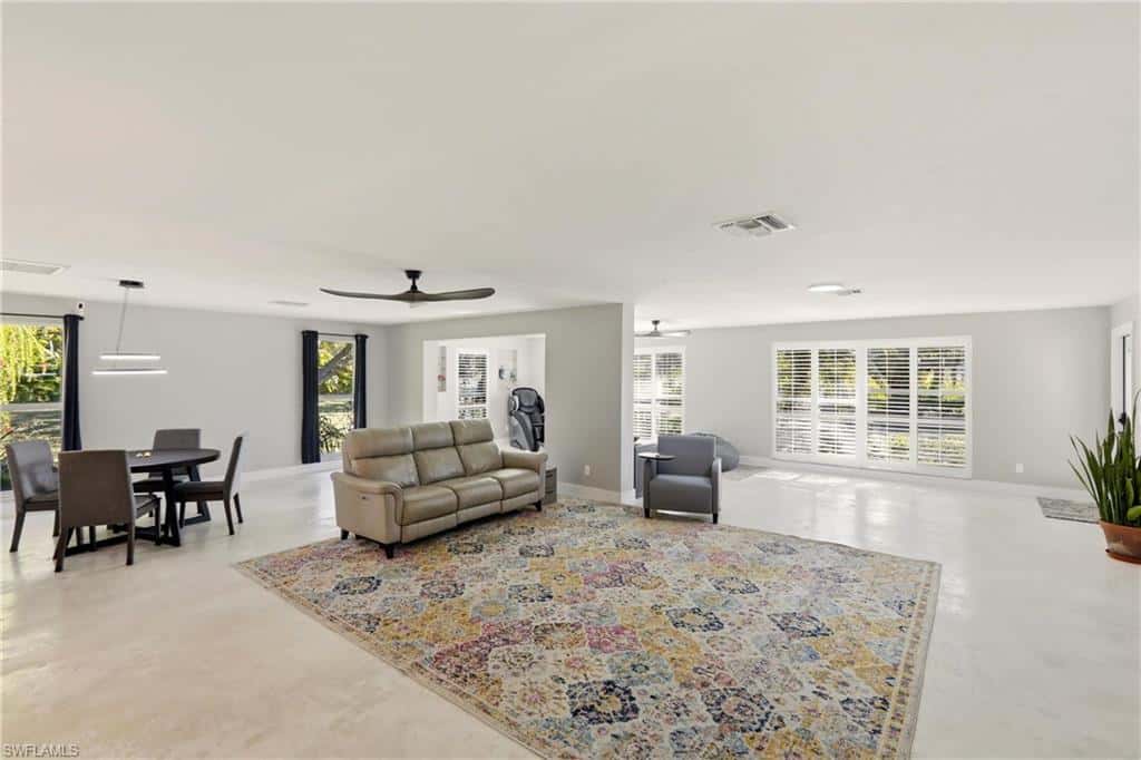 74 Aqua Ln, North Fort Myers, photo 9