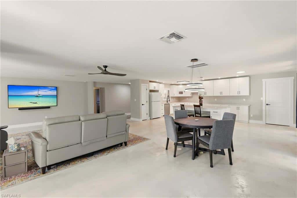 74 Aqua Ln, North Fort Myers, photo 14