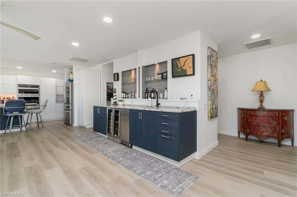 240 Driftwood Ln, Fort Myers Beach, photo 13