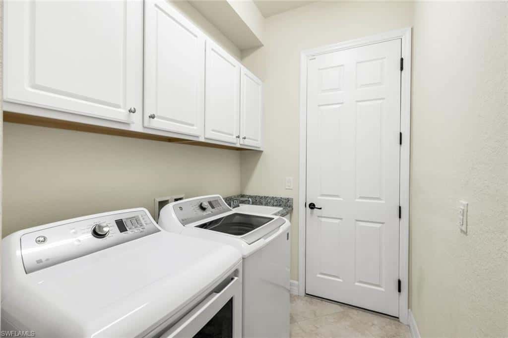 28085 Wicklow Ct, Bonita Springs, photo 26