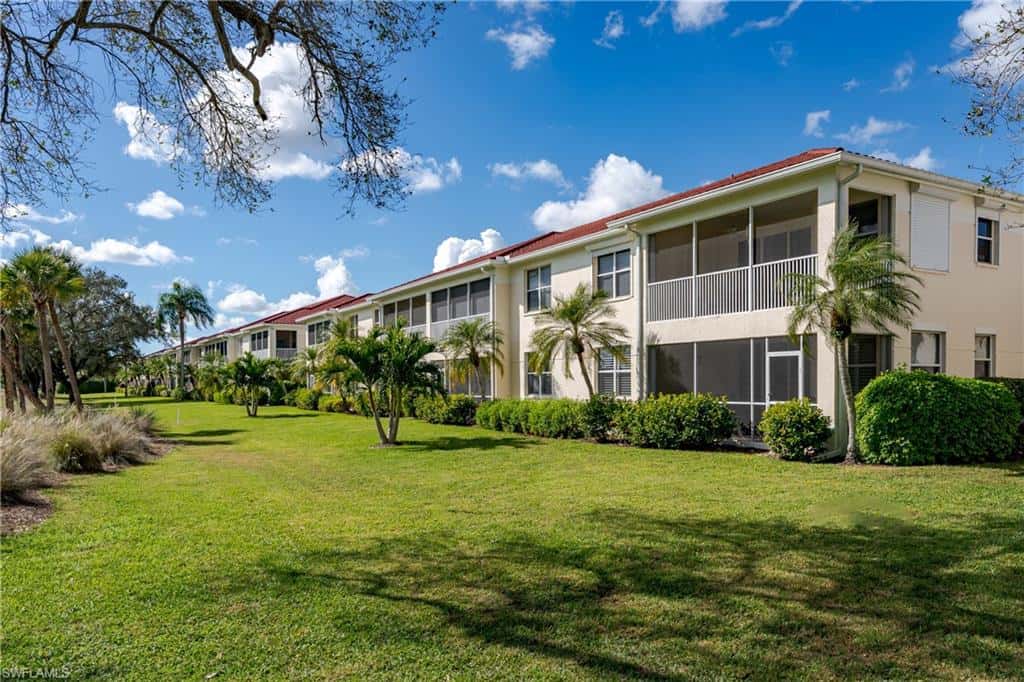 640 Lalique Cir #405, Naples, photo 32