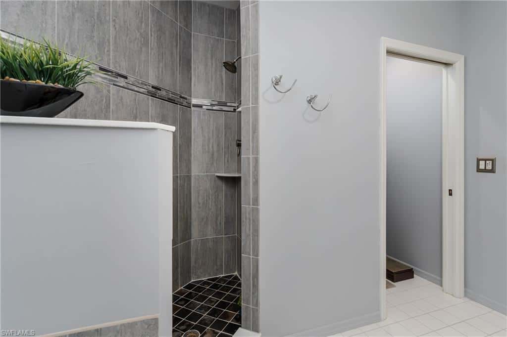 640 Lalique Cir #405, Naples, photo 20