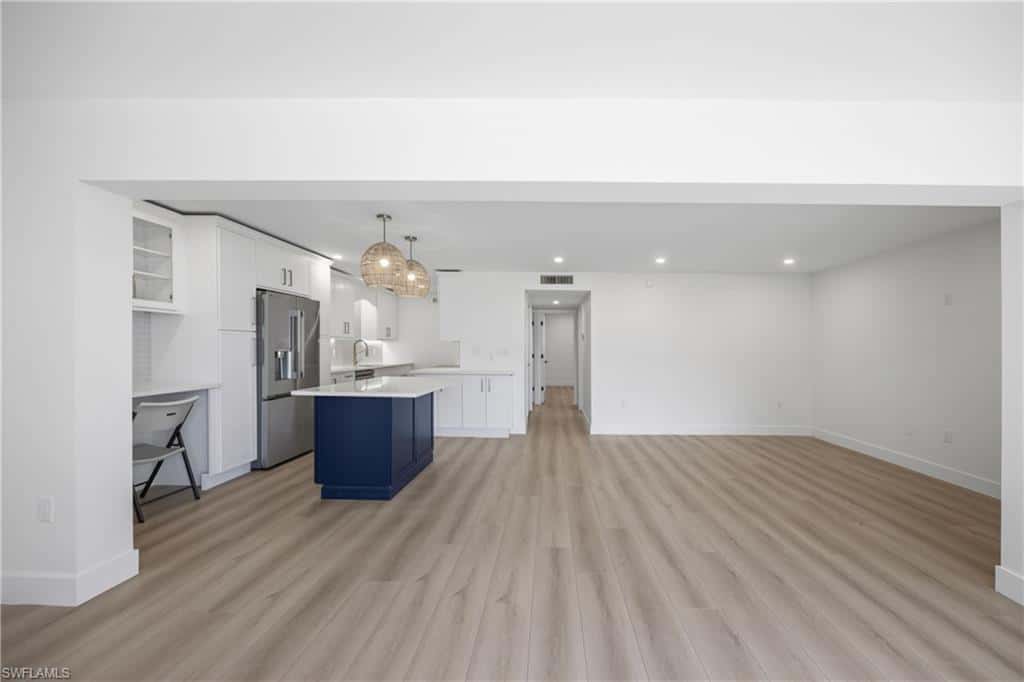 333 Harbour Dr #109, Naples, photo 13
