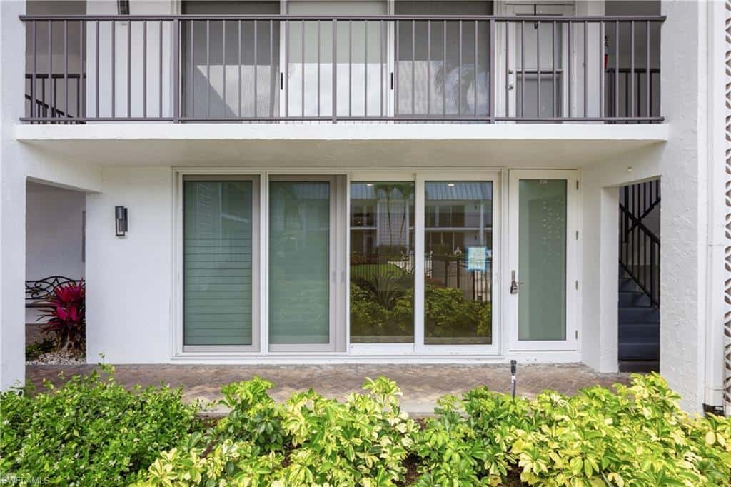 333 Harbour Dr #109, Naples, photo 32