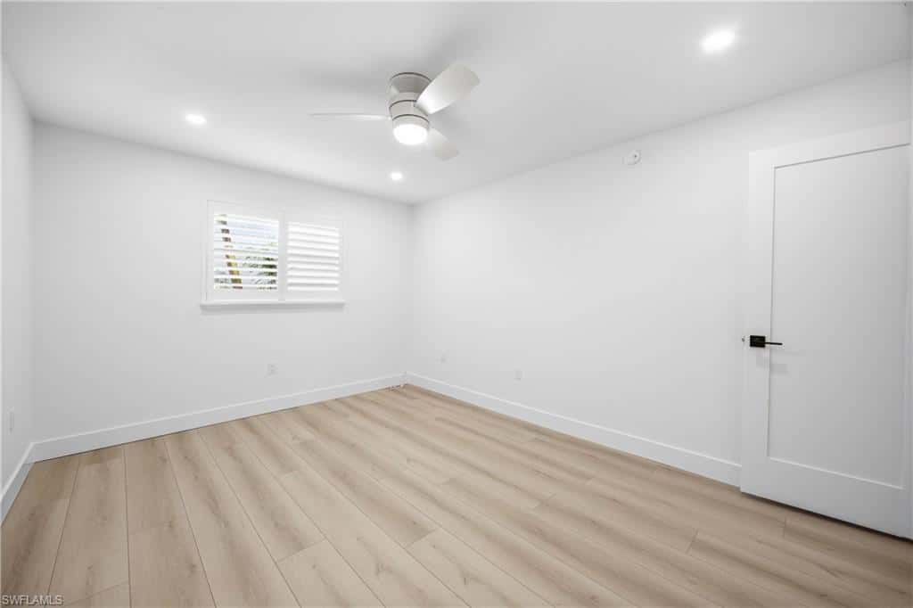 333 Harbour Dr #109, Naples, photo 28