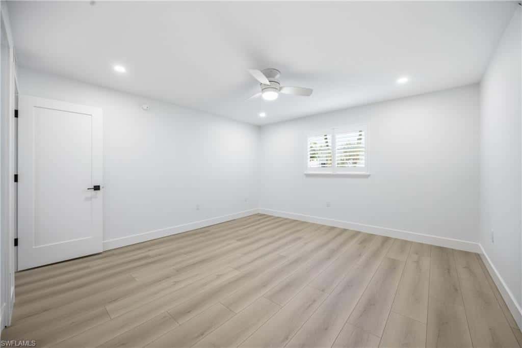 333 Harbour Dr #109, Naples, photo 25