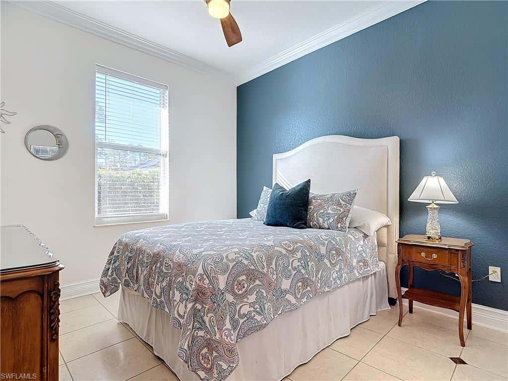 4411 Pine Ridge Rd, Naples, photo 23