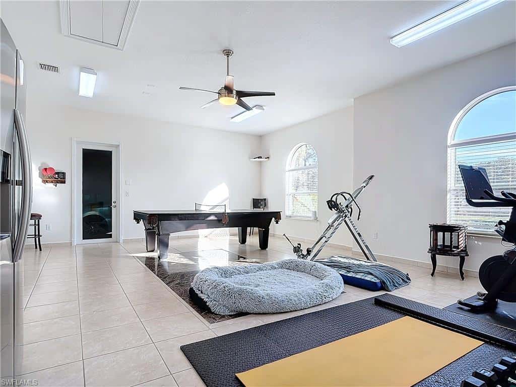 4411 Pine Ridge Rd, Naples, photo 28