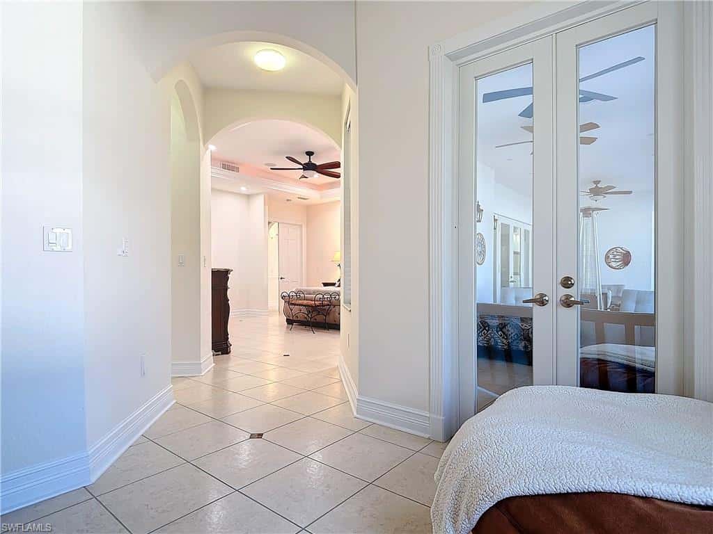 4411 Pine Ridge Rd, Naples, photo 35