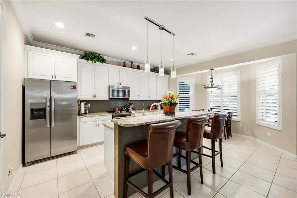 8493 Laurel Lakes Blvd, Naples, photo 9