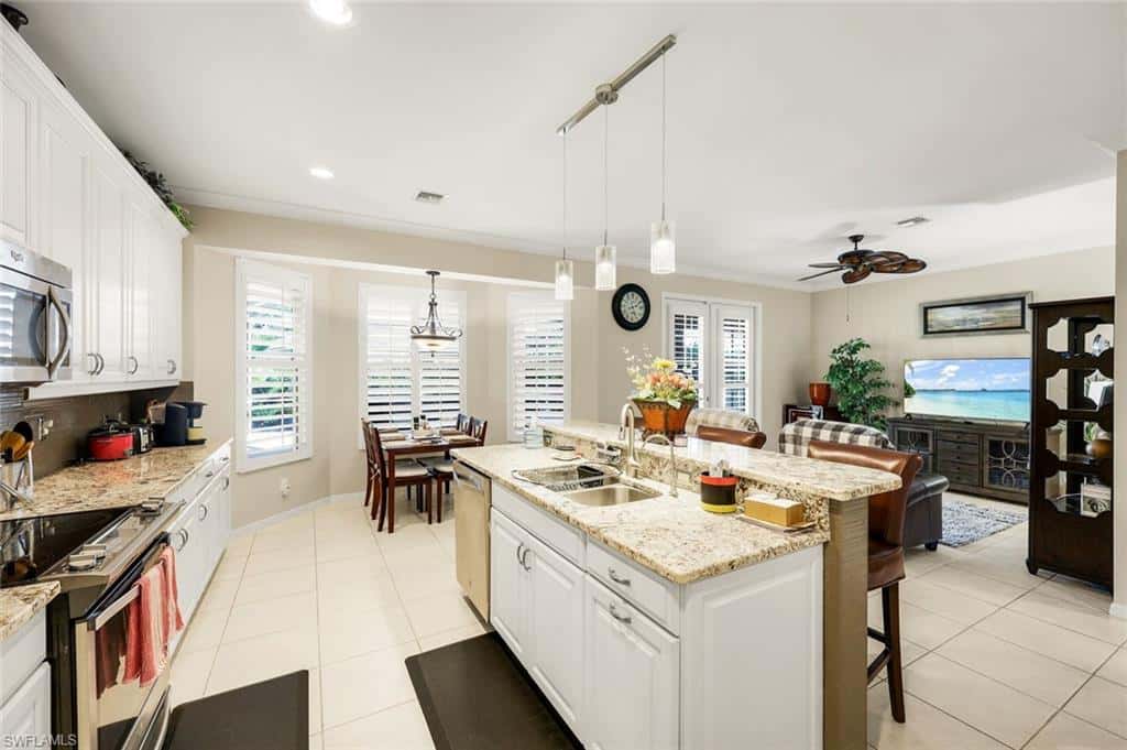 8493 Laurel Lakes Blvd, Naples, photo 10