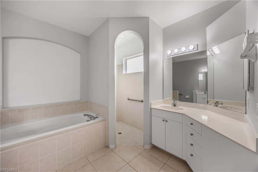 9882 El Greco Cir, Bonita Springs, photo 18