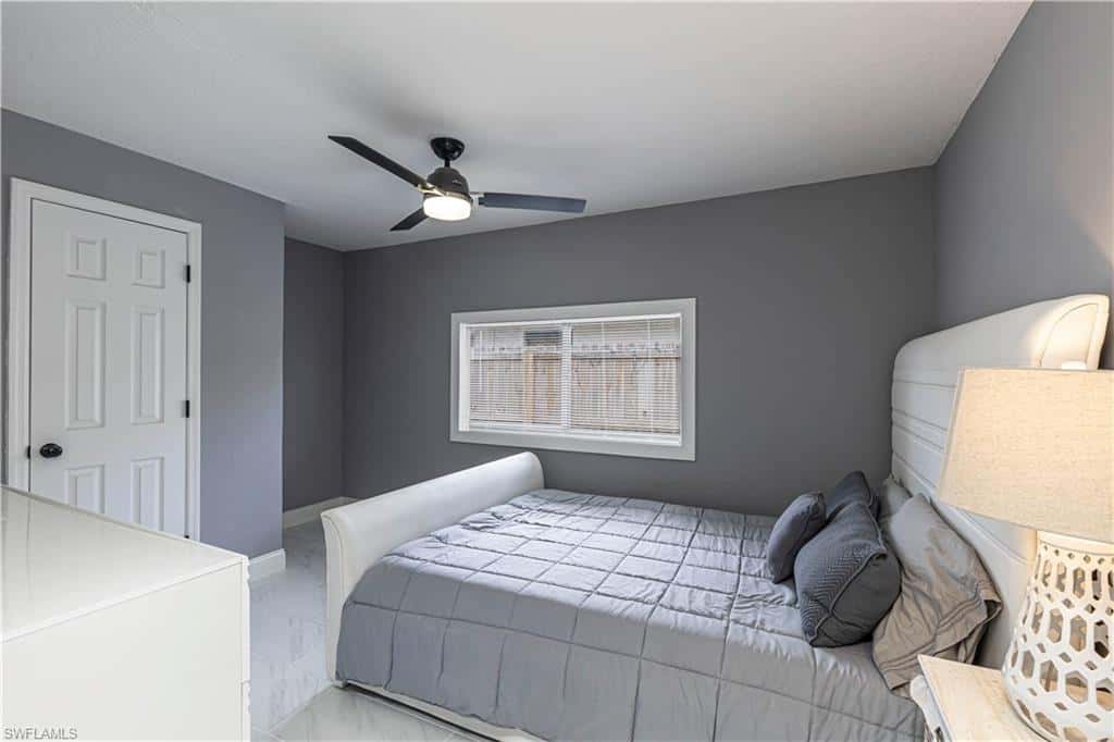 758 105th Ave, Naples, photo 17