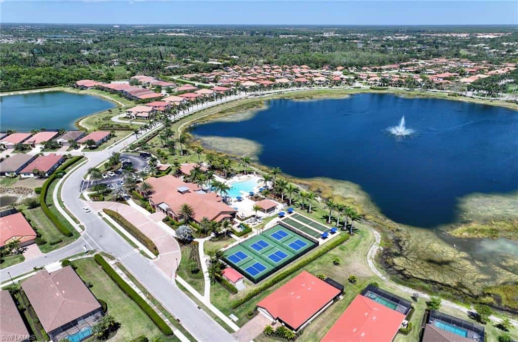 1608 Vizcaya Ln, Naples, photo 27