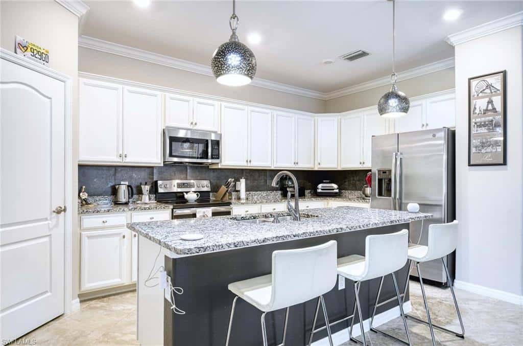 1608 Vizcaya Ln, Naples, photo 9