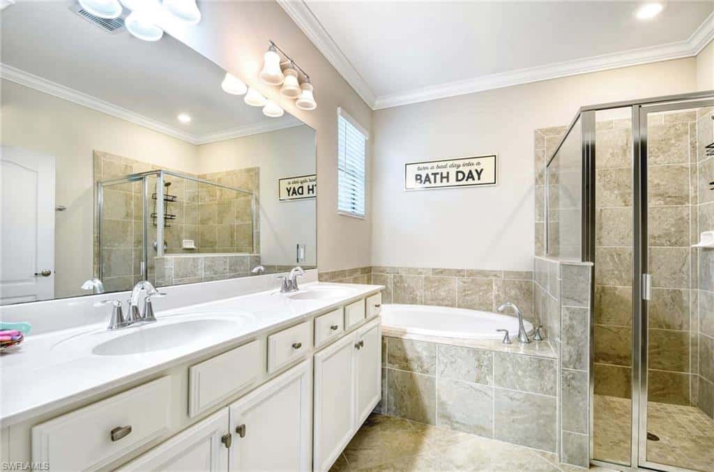 1608 Vizcaya Ln, Naples, photo 18