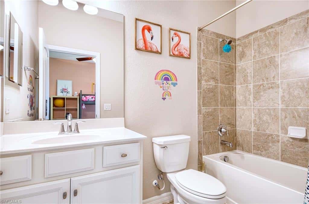 1608 Vizcaya Ln, Naples, photo 15