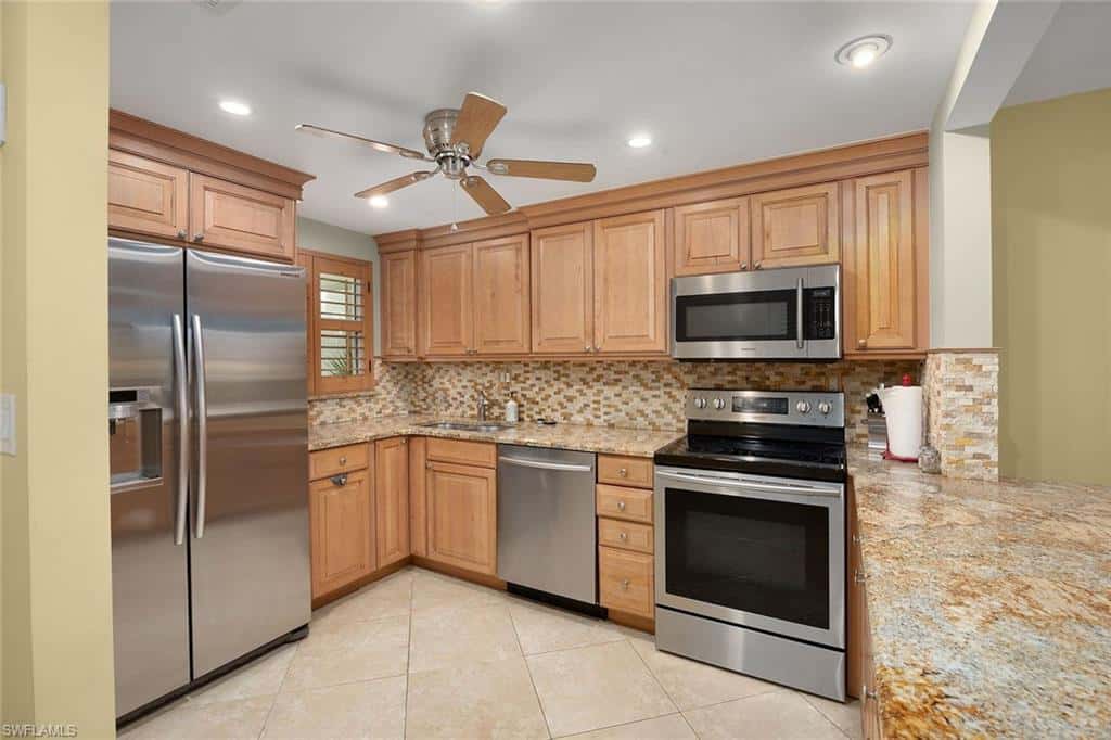 41 High Point Cir #107, Naples, photo 9