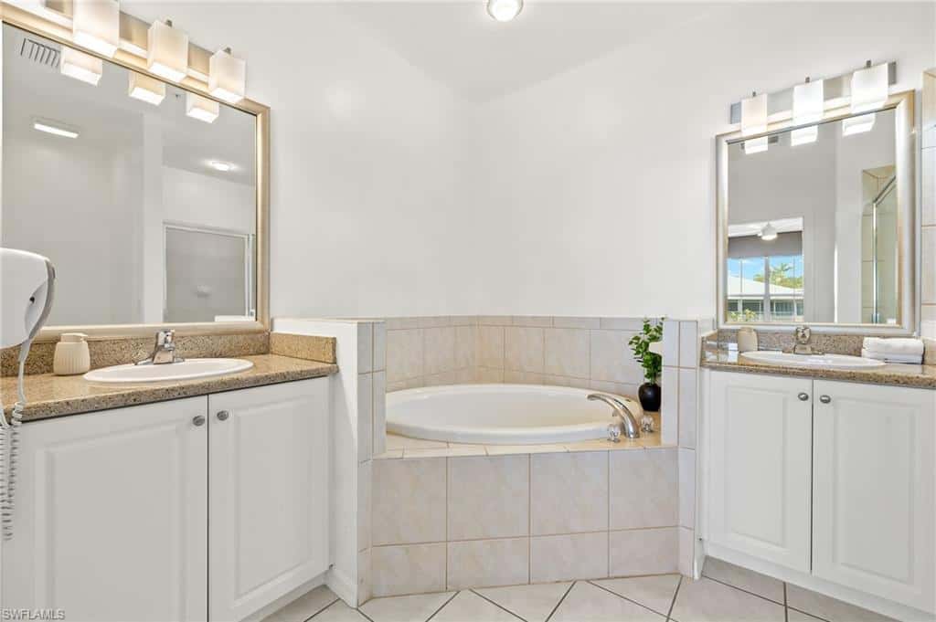 7940 Mahogany Run Ln #625, Naples, photo 9