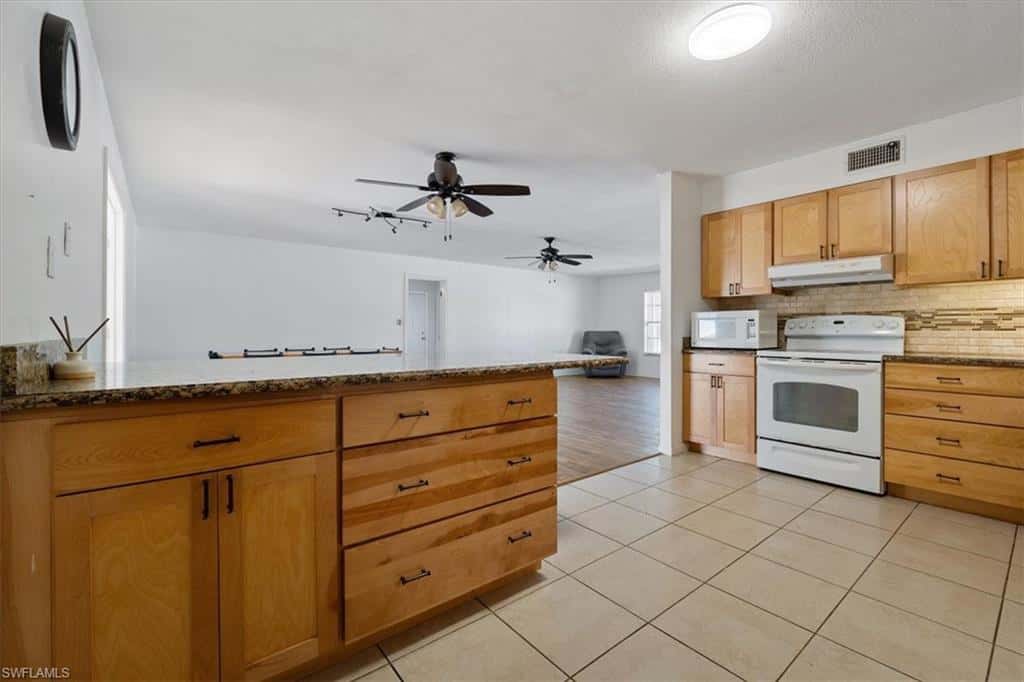 610 Avenida Del Rio, Clewiston, photo 14