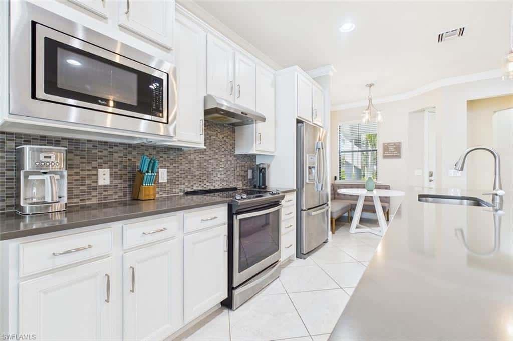 20285 Corkscrew Shores Blvd, Estero, photo 8