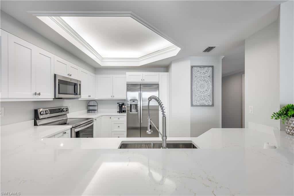 9700 Gulf Shore Dr #202, Naples, photo 6