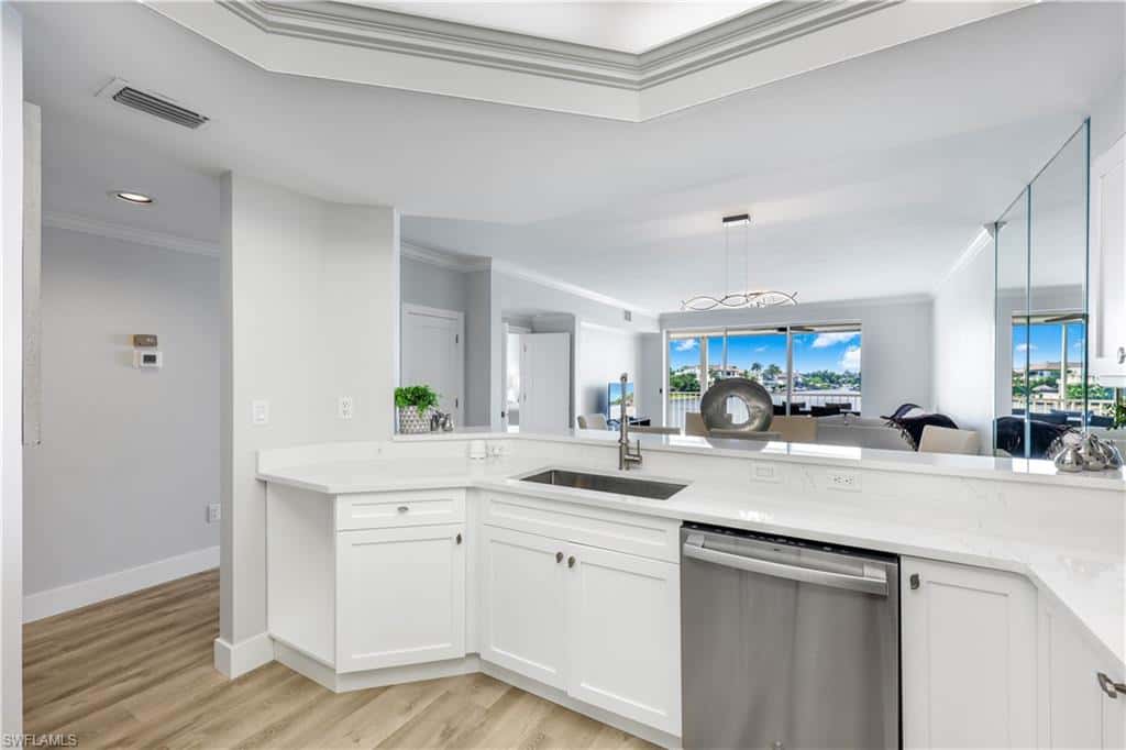 9700 Gulf Shore Dr #202, Naples, photo 7