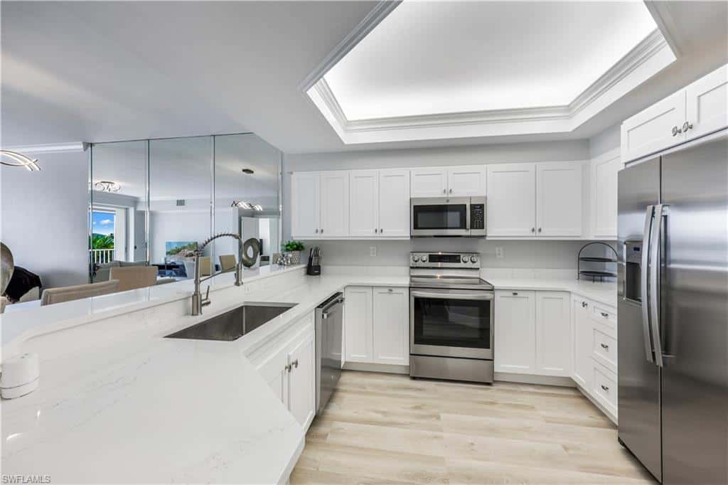 9700 Gulf Shore Dr #202, Naples, photo 5