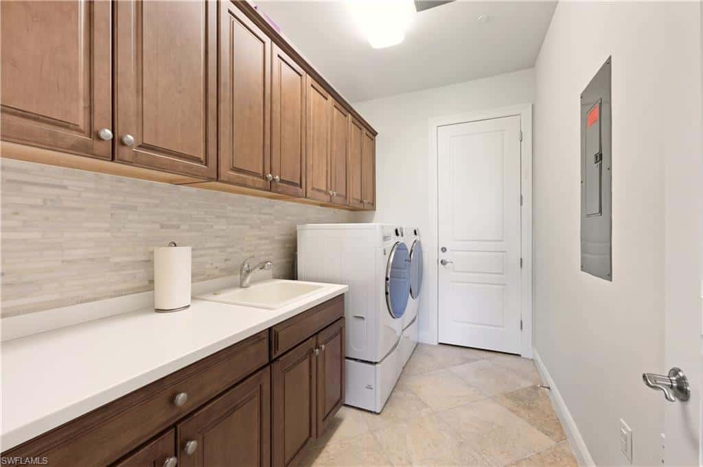 2555 Marquesa Royale Ln #1-302, Naples, photo 40