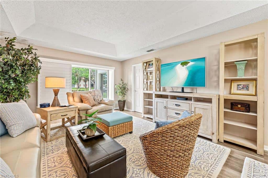 529 Mardel Dr #304, Naples, photo 6