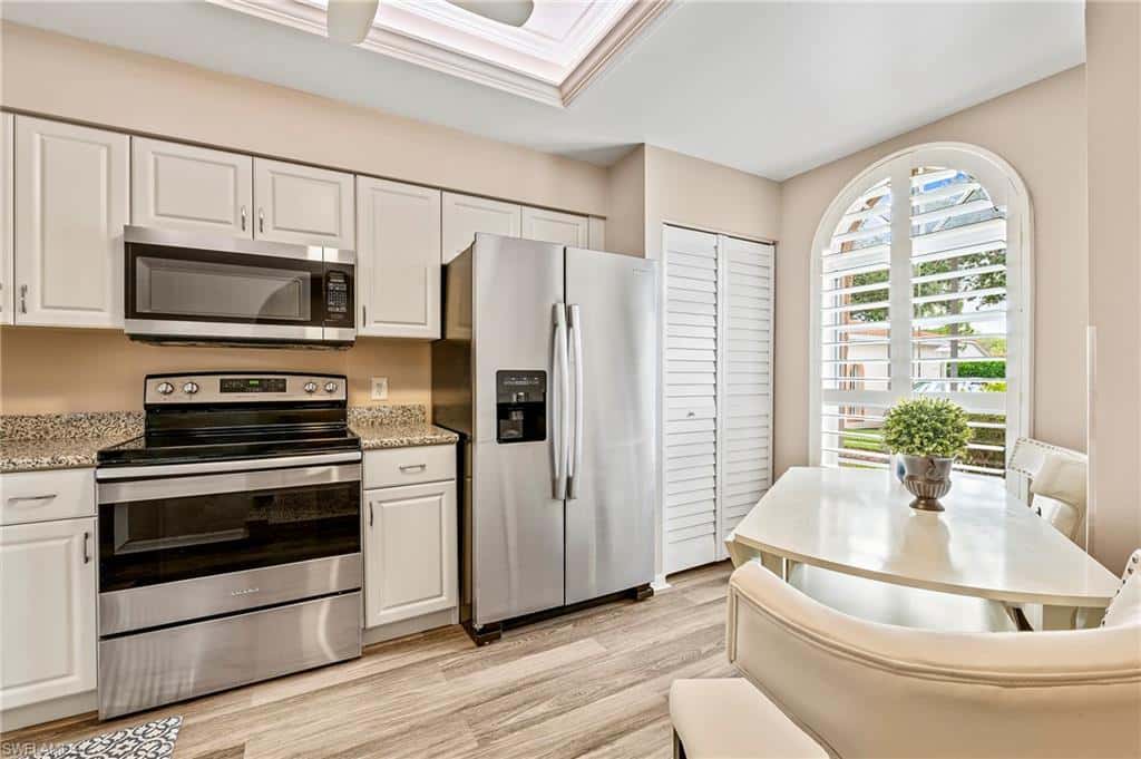 529 Mardel Dr #304, Naples, photo 4