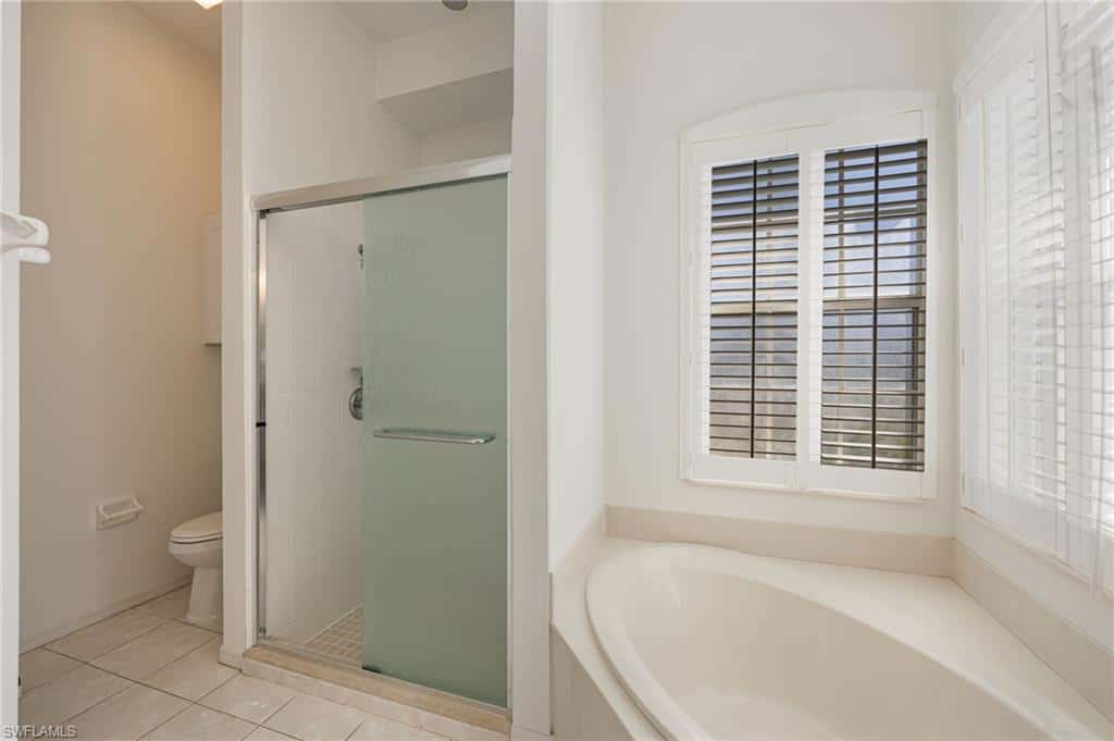 3733 Royal Wood Blvd, Naples, photo 22