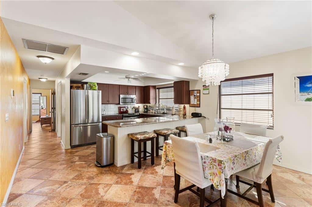 595 103rd Ave, Naples, photo 6