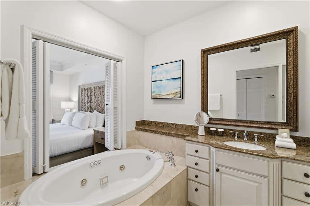 221 9th St #405, Naples, photo 10