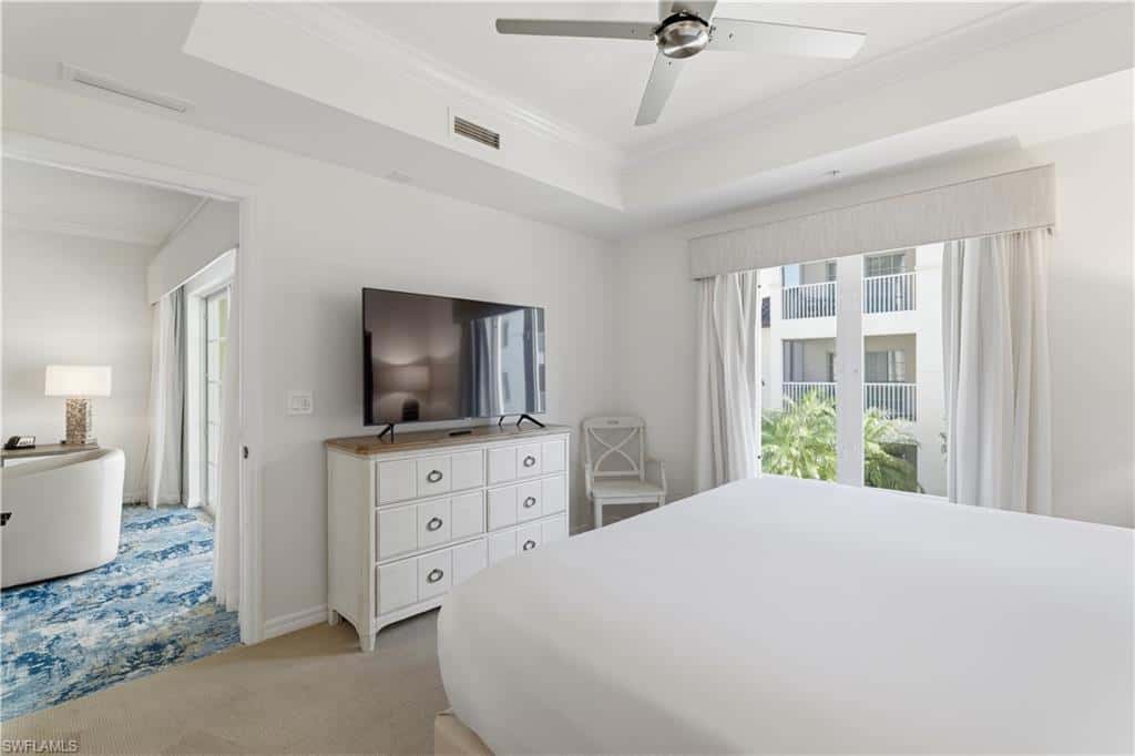 221 9th St #207, Naples, photo 26